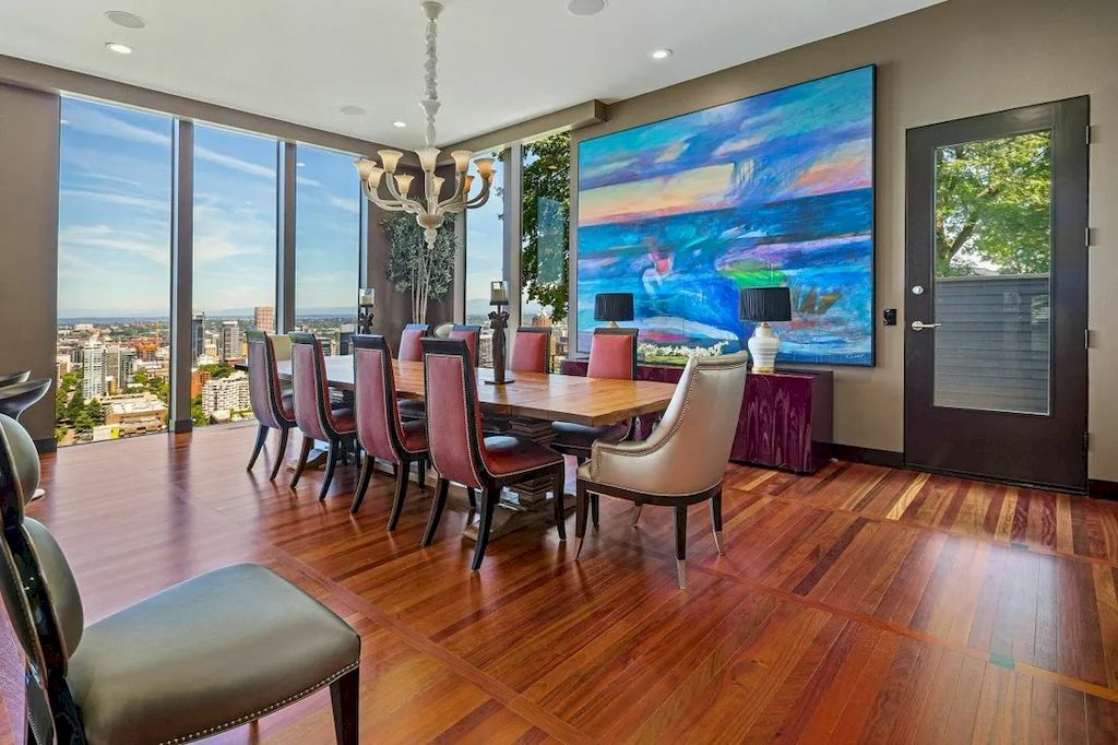 The Incredible House in Oregon offers dramatic Portland Heights View now available for sale. This home is located at 1017 SW Rivington Dr, Portland, Oregon