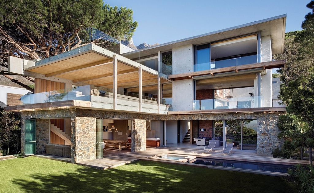 Glen 2961 House an Incredible Modern Project in South Africa by SAOTA 2