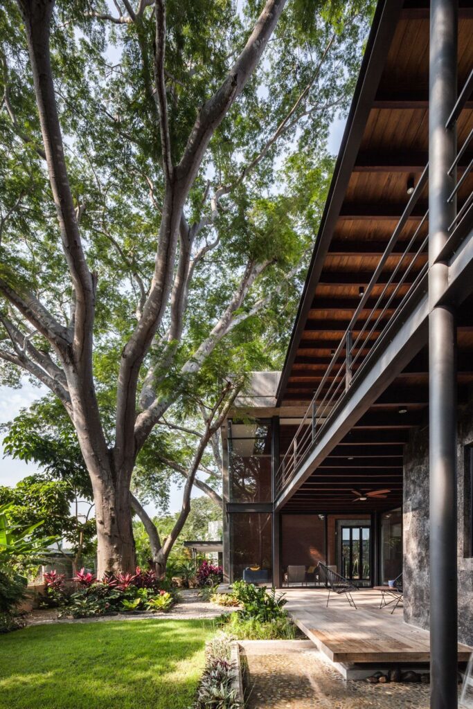 Hilca House Combines Stone Concrete Wood by Di Frenna Arquitectos 1