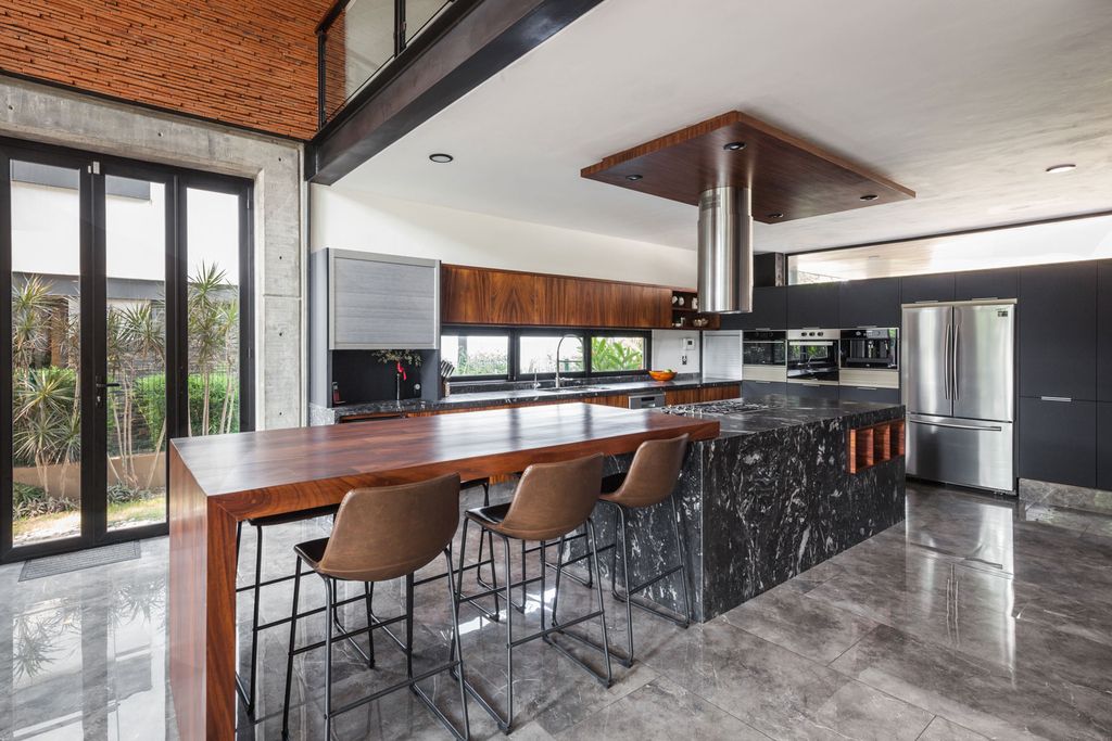 Hilca House Combines Stone Concrete Wood by Di Frenna Arquitectos 6