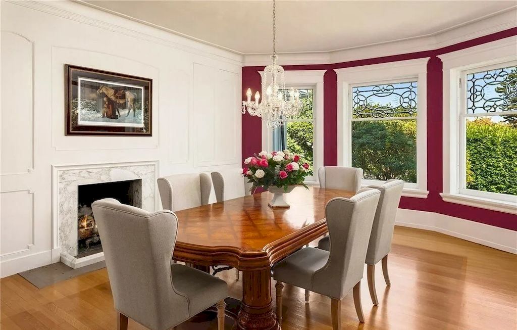 The Historic Rucker Mansion in Washington is a truly spectacular home now available for sale. This home is located at 412 Laurel Dr, Everett, Washington