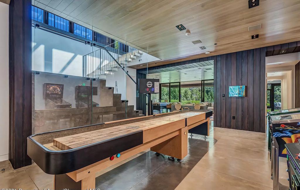 Incredible Aspen house in Colorado designed by CCY Architects sells for $37,000,000
