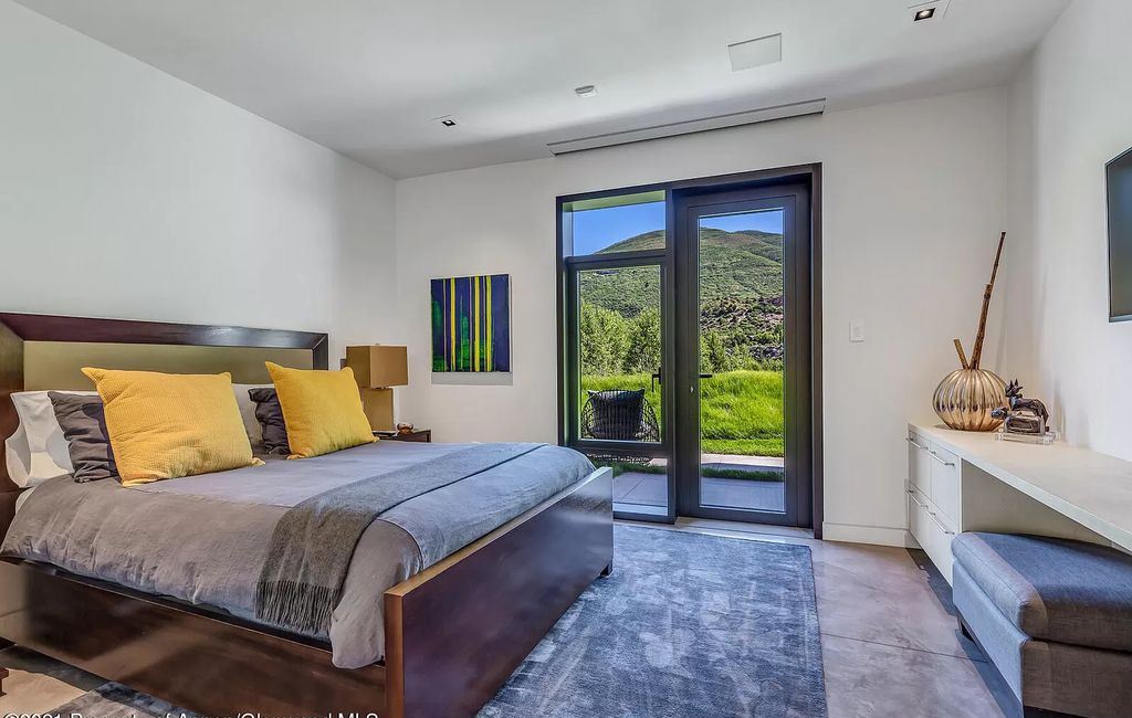 Incredible Aspen house in Colorado designed by CCY Architects sells for $37,000,000