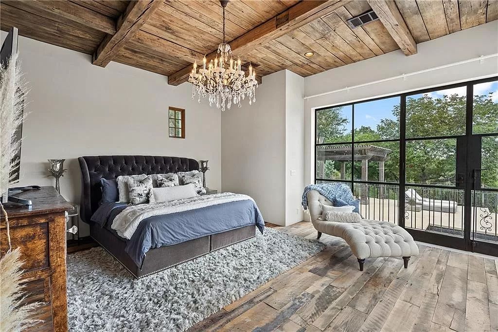 The Home in Austin is an incredible modern Santa Barbara resort style property with panoramic views of the hill country now available for sale. This home located at 4716 Pecan Chase, Austin, Texas
