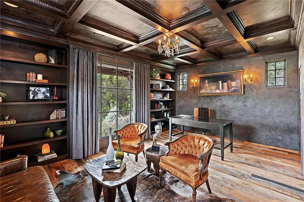 The Home in Austin is an incredible modern Santa Barbara resort style property with panoramic views of the hill country now available for sale. This home located at 4716 Pecan Chase, Austin, Texas
