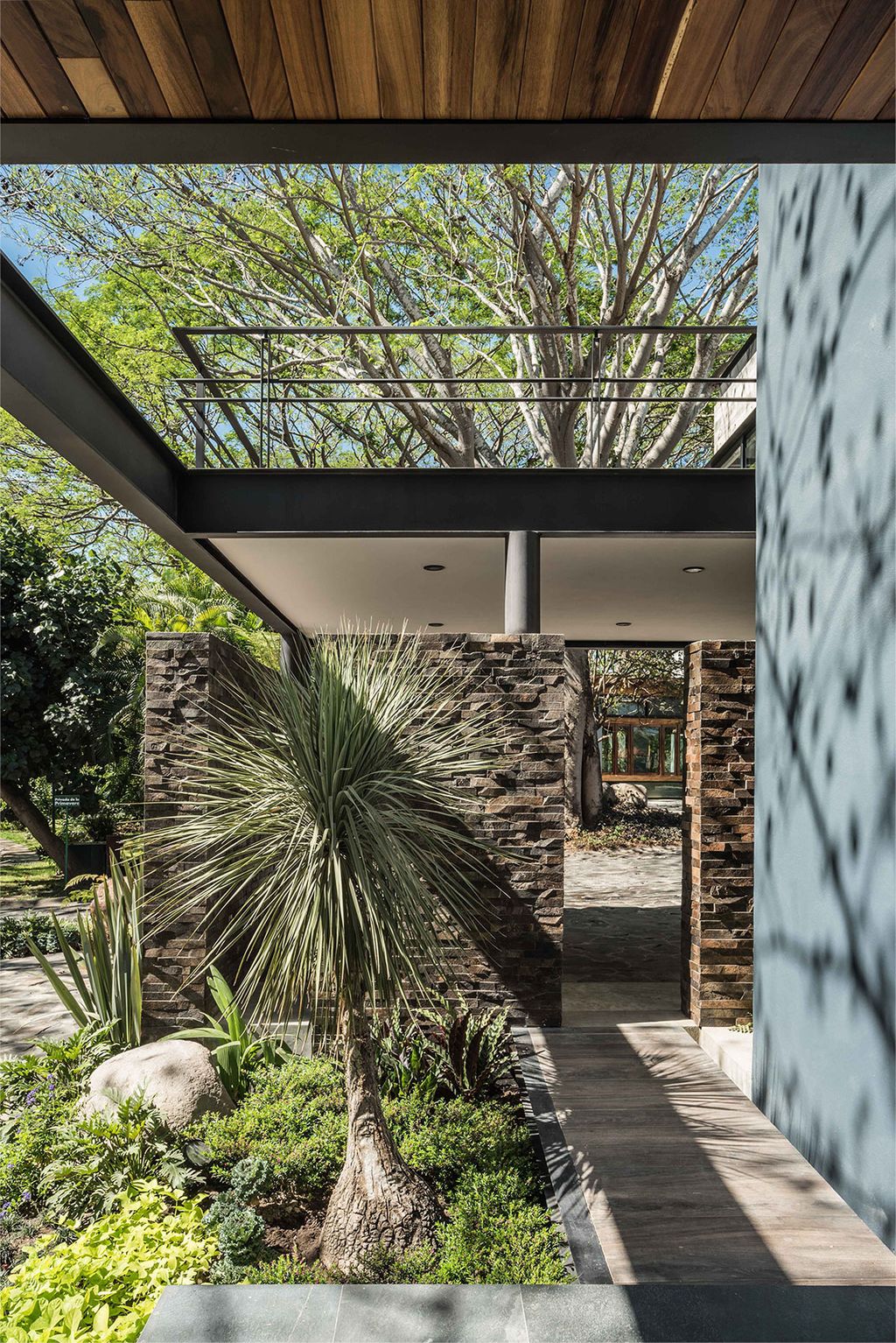 Kalyvas House completely Integrate Environment by Di Frenna Arquitectos 5