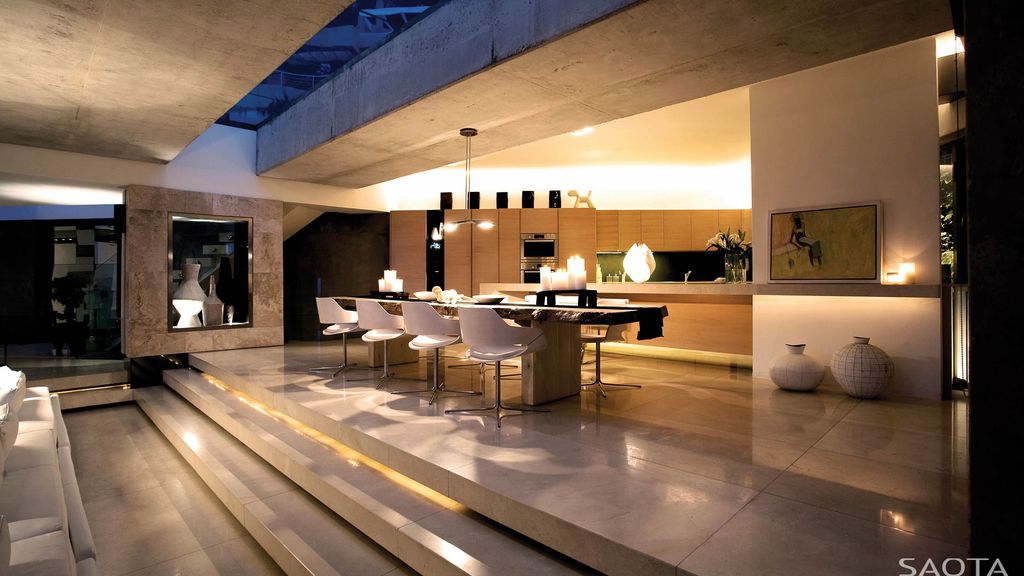 LGV 5 House, a Single Project with Freeform Sculptural Design by SAOTA