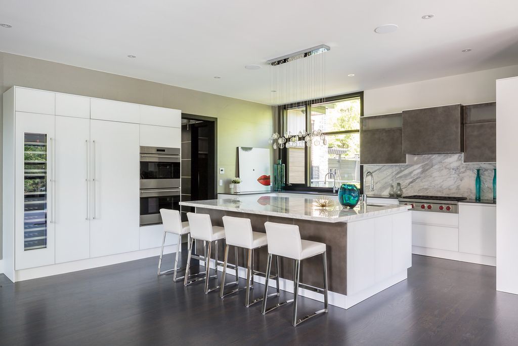Modern Oasis House a Natural Modern Project by David Small Designs 11