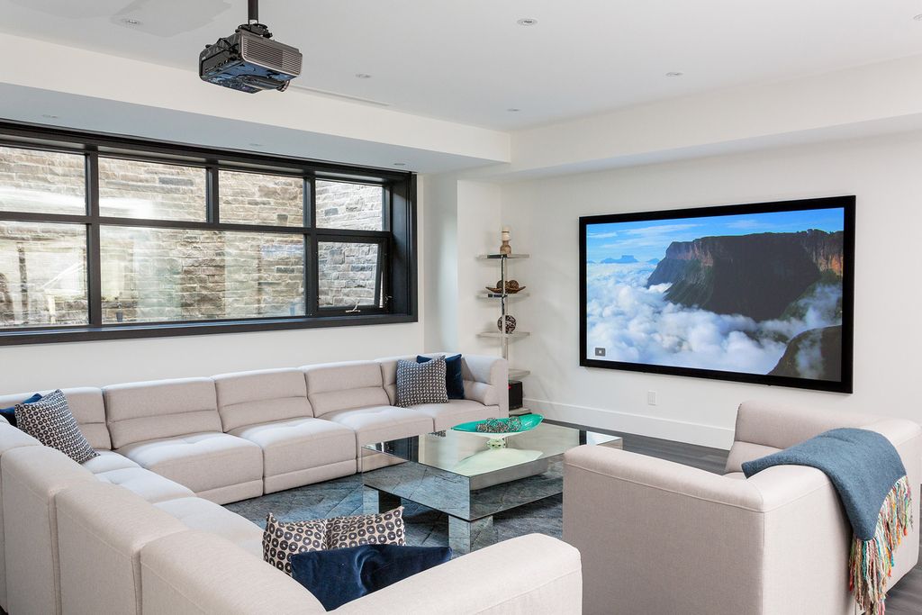 Modern Oasis House, a Natural Modern Project by David Small Designs