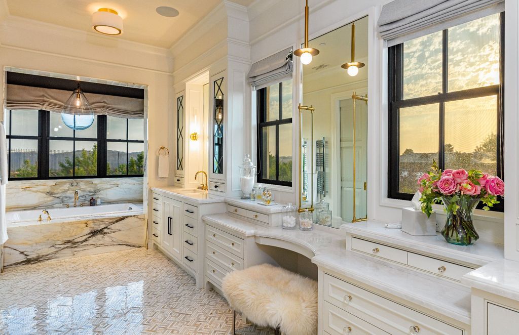 The French Mansion in California is a magnificent modern estate perched in the prestigious double-gated Estates at The Oaks of Calabasas now available for sale. This home located at 25314 Prado De La Felicidad, Calabasas, California