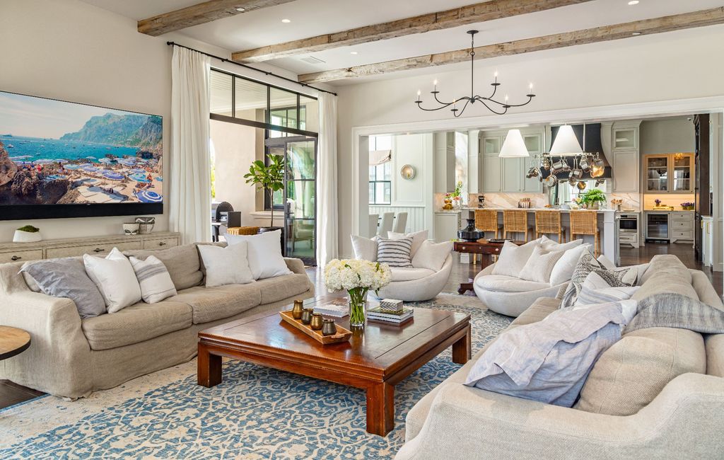 The French Mansion in California is a magnificent modern estate perched in the prestigious double-gated Estates at The Oaks of Calabasas now available for sale. This home located at 25314 Prado De La Felicidad, Calabasas, California