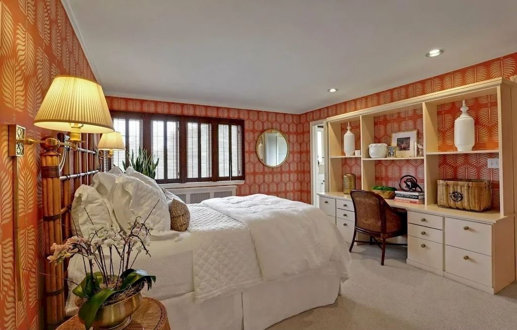 The Premier Mediterranean Home in Oregon is a Rare and out-of-the-ordinary home now available for sale. This home is located at 2681 SW Buenavista Dr, Portland, Oregon