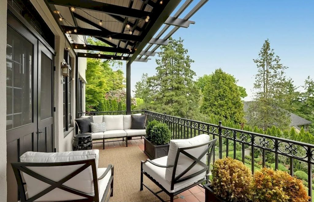 The Premier Mediterranean Home in Oregon is a Rare and out-of-the-ordinary home now available for sale. This home is located at 2681 SW Buenavista Dr, Portland, Oregon
