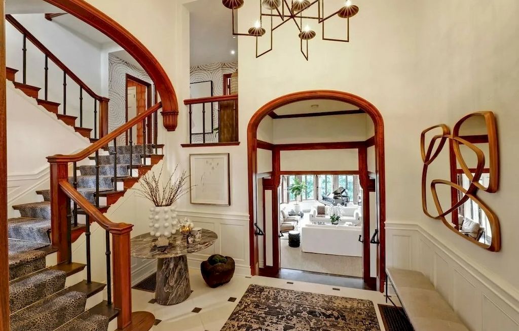 The Premier Mediterranean Home in Oregon is a Rare and out-of-the-ordinary home now available for sale. This home is located at 2681 SW Buenavista Dr, Portland, Oregon