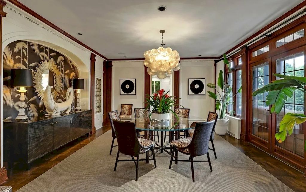 The Premier Mediterranean Home in Oregon is a Rare and out-of-the-ordinary home now available for sale. This home is located at 2681 SW Buenavista Dr, Portland, Oregon