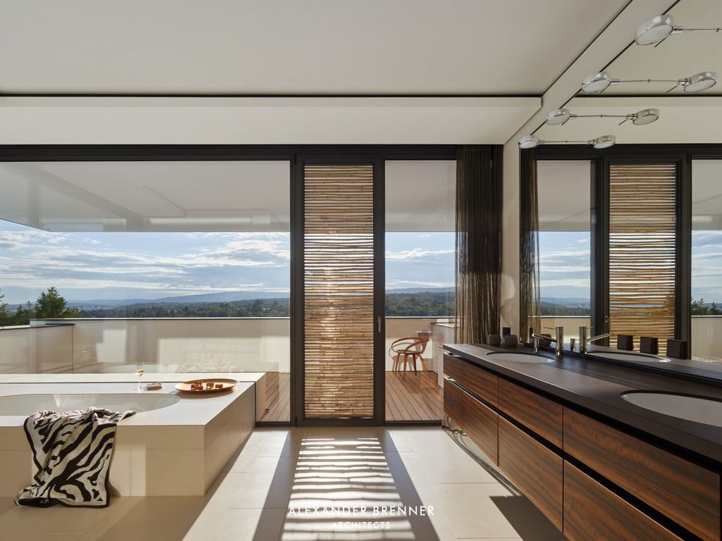 Sonnenberg House, Two-story House by Alexander Brenner Architects