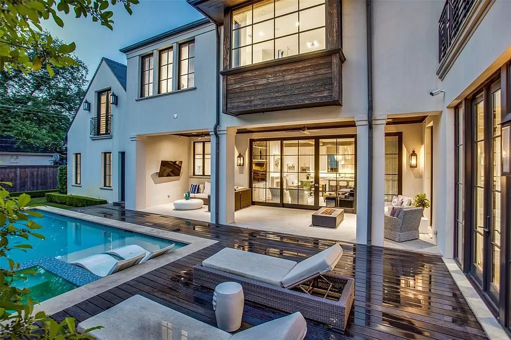he Home in Dallas is a sophisticated property in a prime location in the fairway of University Park having strong indoor-outdoor connection now available for sale. This home located at 3928 Marquette St, Dallas, Texas