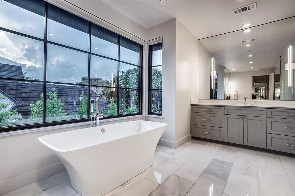 he Home in Dallas is a sophisticated property in a prime location in the fairway of University Park having strong indoor-outdoor connection now available for sale. This home located at 3928 Marquette St, Dallas, Texas