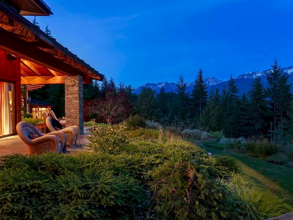 The Stone Timber House in Whistler is a secluded gated residence now available for sale. This home is located at 5476 Stonebridge Pl, Whistler, BC V0N 1B3, Canada