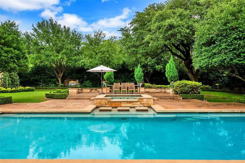 The Home in Dallas is an Old Preston Hollow estate meets elevated luxury living for a retreat of the highest order now available for sale. This home located at 5810 Park Ln, Dallas, Texas