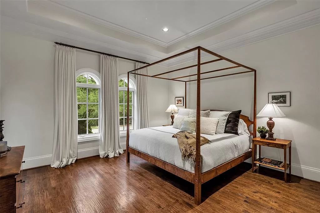 The Home in Dallas is an Old Preston Hollow estate meets elevated luxury living for a retreat of the highest order now available for sale. This home located at 5810 Park Ln, Dallas, Texas