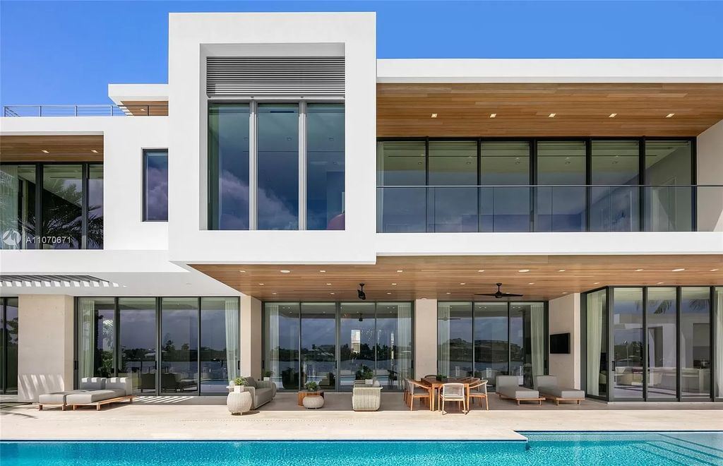 The Mansion in Fort Lauderdale is a luxurious masterpiece features vast Intracoastal views and generous entertaining spaces now available for sale. This home located at 2412 Laguna Dr, Fort Lauderdale, Florida