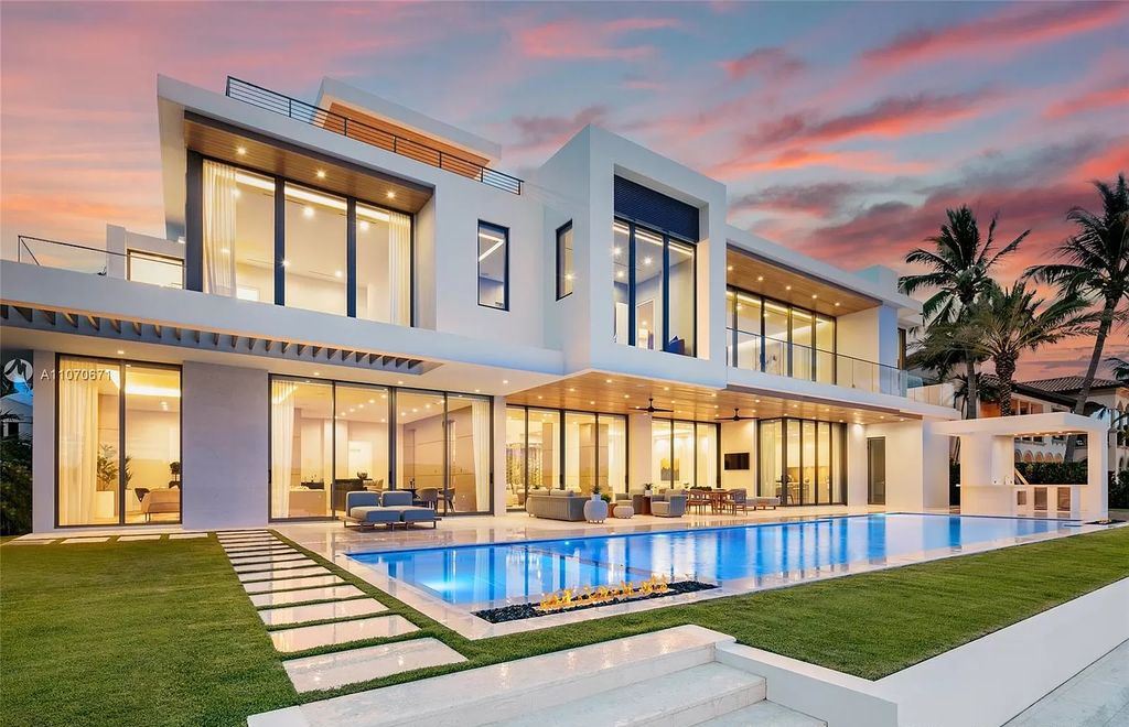 The Mansion in Fort Lauderdale is a luxurious masterpiece features vast Intracoastal views and generous entertaining spaces now available for sale. This home located at 2412 Laguna Dr, Fort Lauderdale, Florida