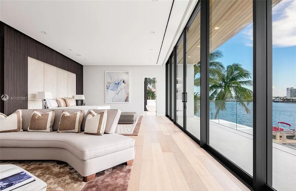 The Mansion in Fort Lauderdale is a luxurious masterpiece features vast Intracoastal views and generous entertaining spaces now available for sale. This home located at 2412 Laguna Dr, Fort Lauderdale, Florida