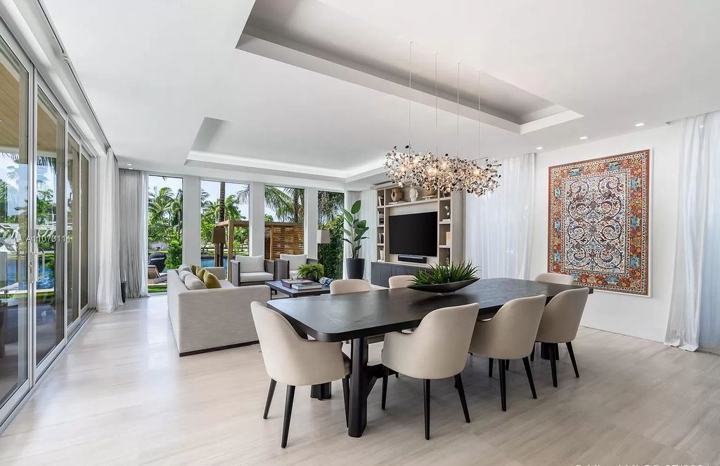 The Home in Miami Beach is a custom built masterpiece offers 6,000 sf of meticulously crafted living space along with gorgeous finishes now available for sale. This home located at 672 S Shore Dr, Miami Beach, Florida