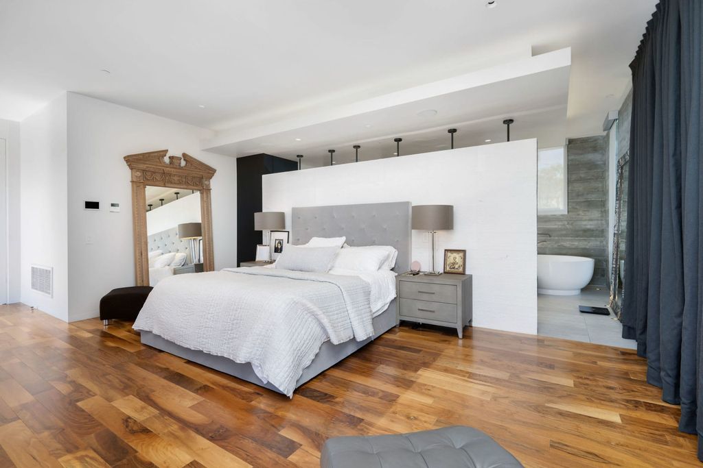 The Home in Los Angeles is a distinguished architectural masterpiece sited in prime Bel Air boasts panoramic city, ocean, and mountain views now available for sale. This home located at 1979 Stradella Rd, Los Angeles, California