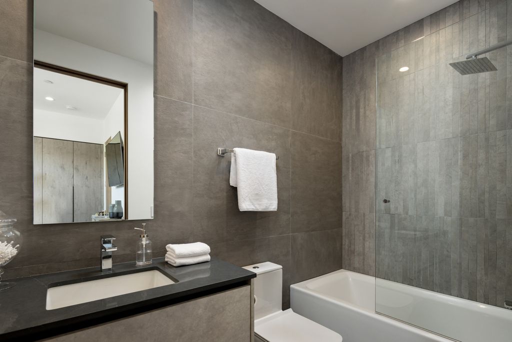 The Home in Venice is an architectural oasis situated in a premiere location with luxurious amenities and technology now available for sale. This home located at 1371 Palms Blvd, Venice, California