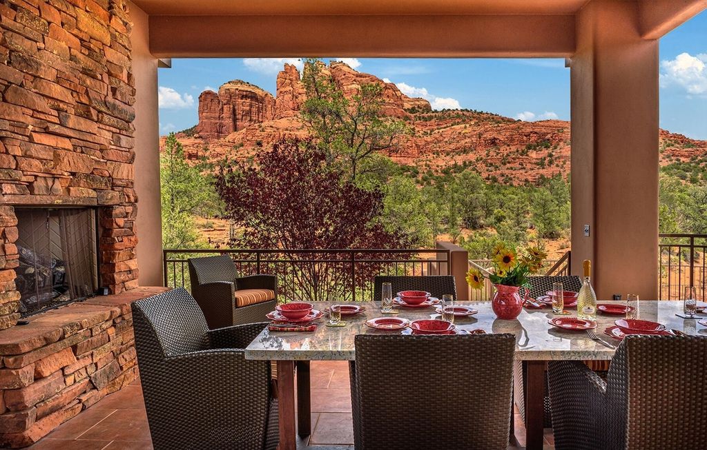 Classic Arizona home designed by Hal Driggs hit Markets for $6,000,000