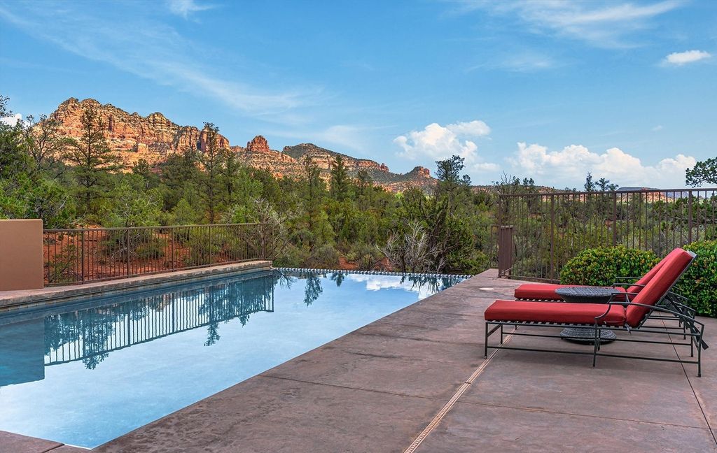 Classic Arizona home designed by Hal Driggs hit Markets for $6,000,000