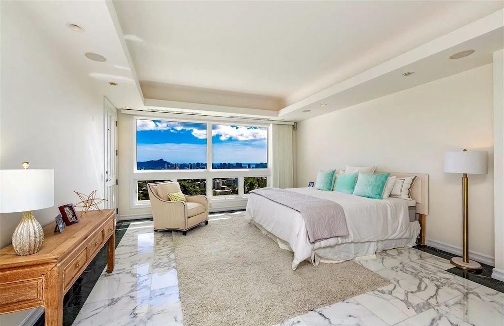Immerse in tropical landscape and Hawaii island ambiance in a hillside $10,000,000 estate 