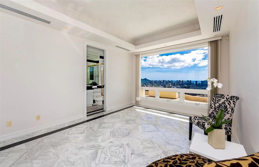 Immerse in tropical landscape and Hawaii island ambiance in a hillside $10,000,000 estate 