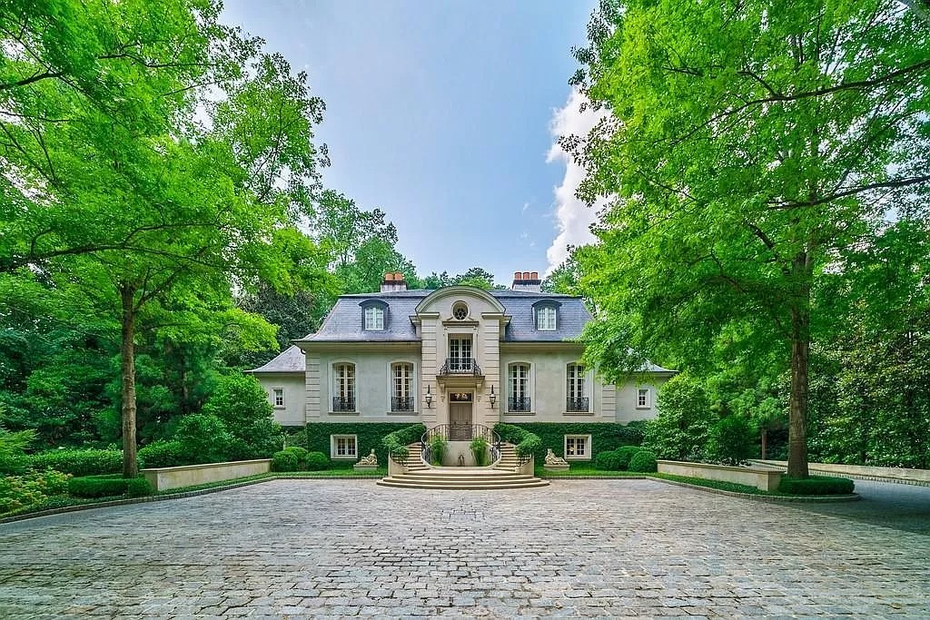 This $4,995,000 Estate in Georgia Captures a Sense of French Elegance 