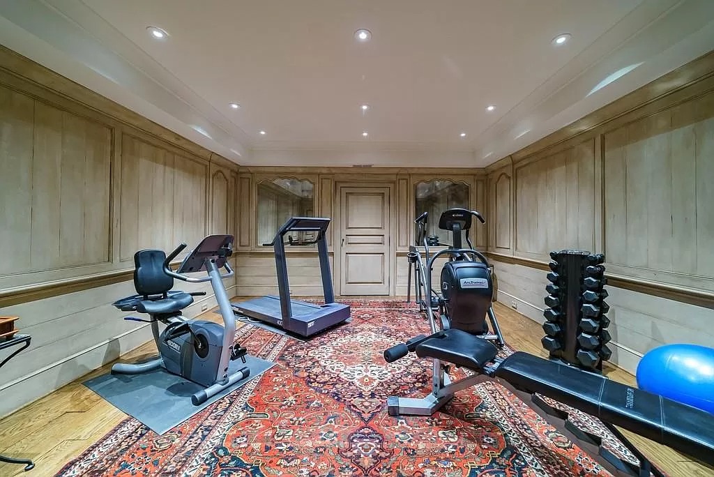 This $4,995,000 Estate in Georgia Captures a Sense of French Elegance 
