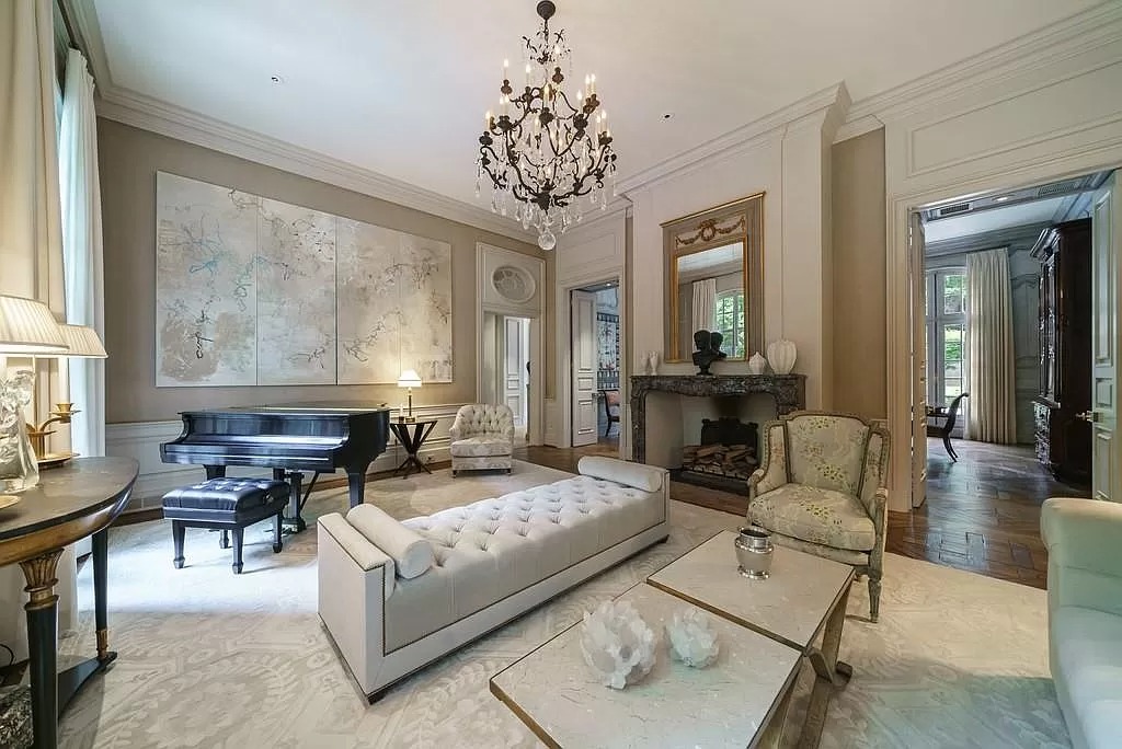 This $4,995,000 Estate in Georgia Captures a Sense of French Elegance 