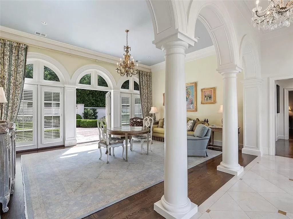 This $9,500,000 Compound in Georgia Declares Its Exquisite Architectural Ingredients