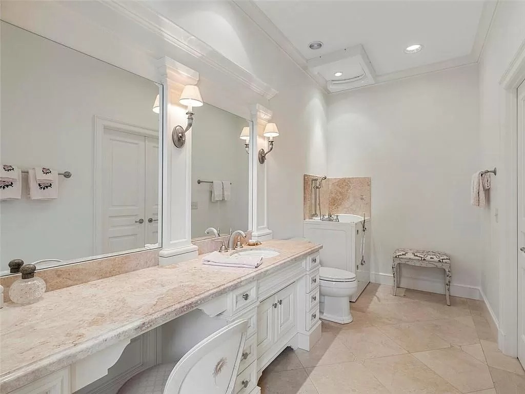 This $9,500,000 Compound in Georgia Declares Its Exquisite Architectural Ingredients