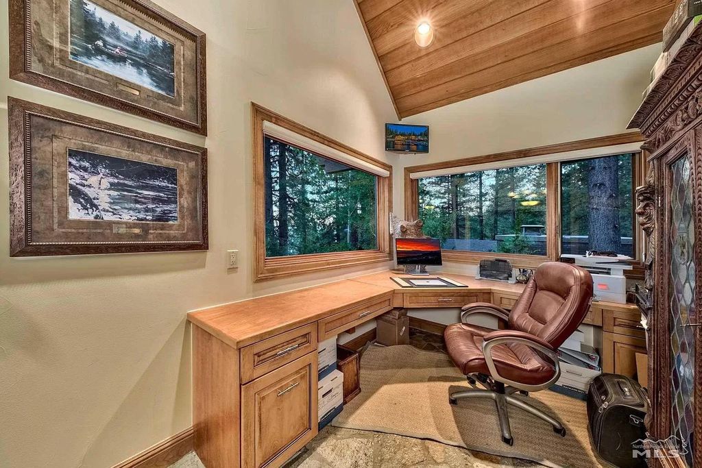 Meticulous Nevada house with panoramic lake views hits Market for $13,000,000