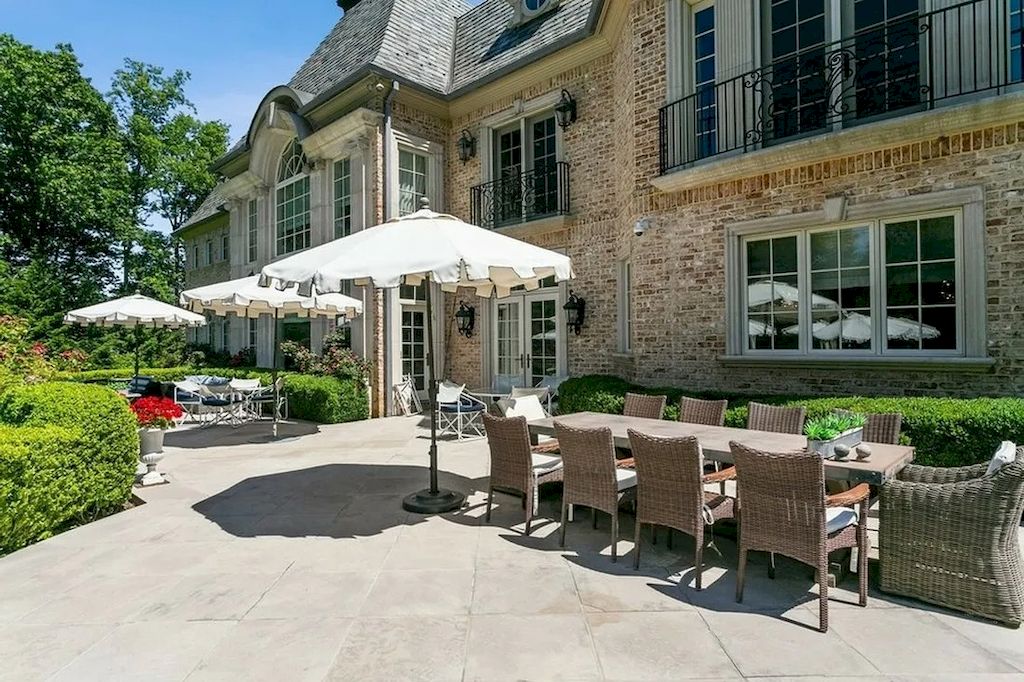 New Jersey Enticing Manor Priced at $15,900,000
