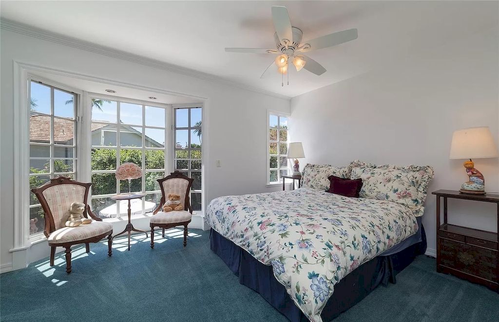 A Modest-looking Home Hides Elegant Interiors, Available for $4,490,000 in Hawaii