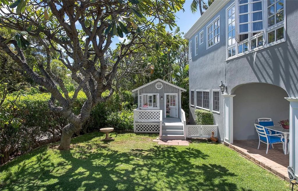 A Modest-looking Home Hides Elegant Interiors, Available for $4,490,000 in Hawaii
