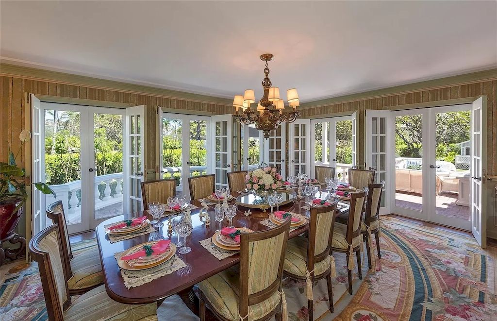 A Modest-looking Home Hides Elegant Interiors, Available for $4,490,000 in Hawaii