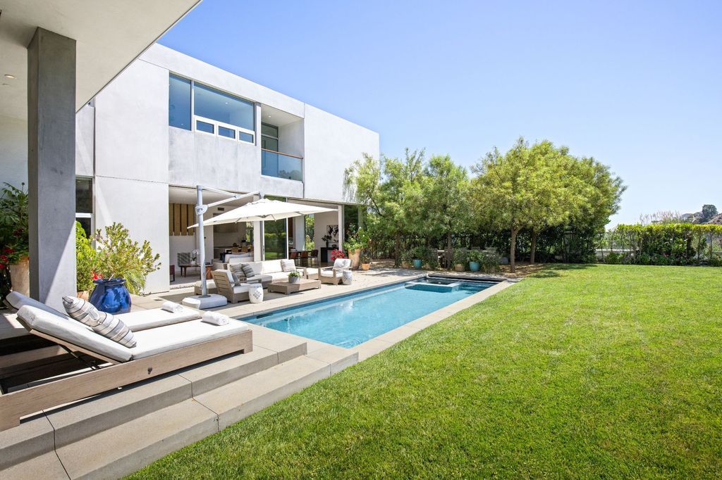 The Home in Los Angeles is a newly built modern architectural estate with the explosive city and canyon views now available for sale. This home located at 1967 Mount Olympus Dr, Los Angeles, California