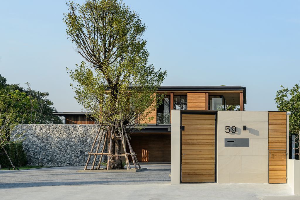 BSPN Residence Elegant House for 2 Generations by 10 Space Architects 7