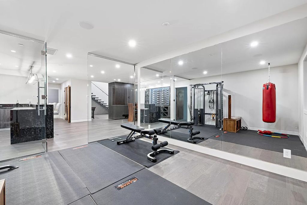 The Brilliantly Designed Contemporary Home in West Vancouver is an amazing home now available for sale. This home is located at 1497 Queens Ave, West Vancouver, BC V7T 2J1, Canada
