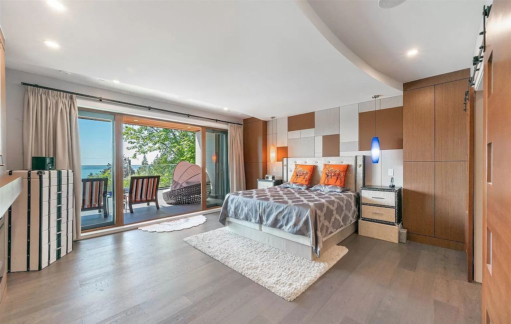 The Brilliantly Designed Contemporary Home in West Vancouver is an amazing home now available for sale. This home is located at 1497 Queens Ave, West Vancouver, BC V7T 2J1, Canada