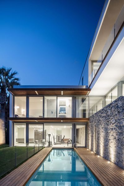 Casa VN creates Harmony of Modern and Ancient Style by Guillem Carrera 1